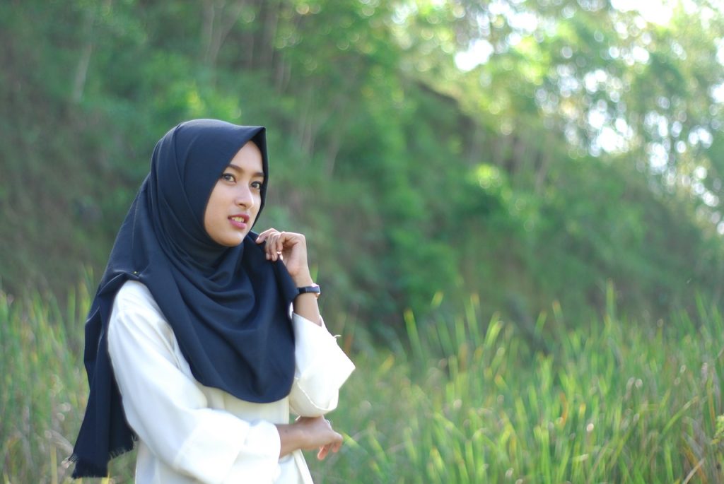 hijab, indonesia, religion-2352893.jpg